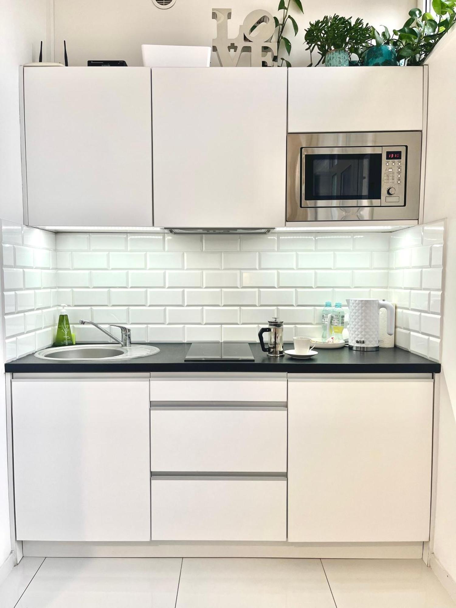 Apartament I Love Piotrkowska Z Wielkim Lustrem, Balkonem I Klimatyzacja Łódź Esterno foto